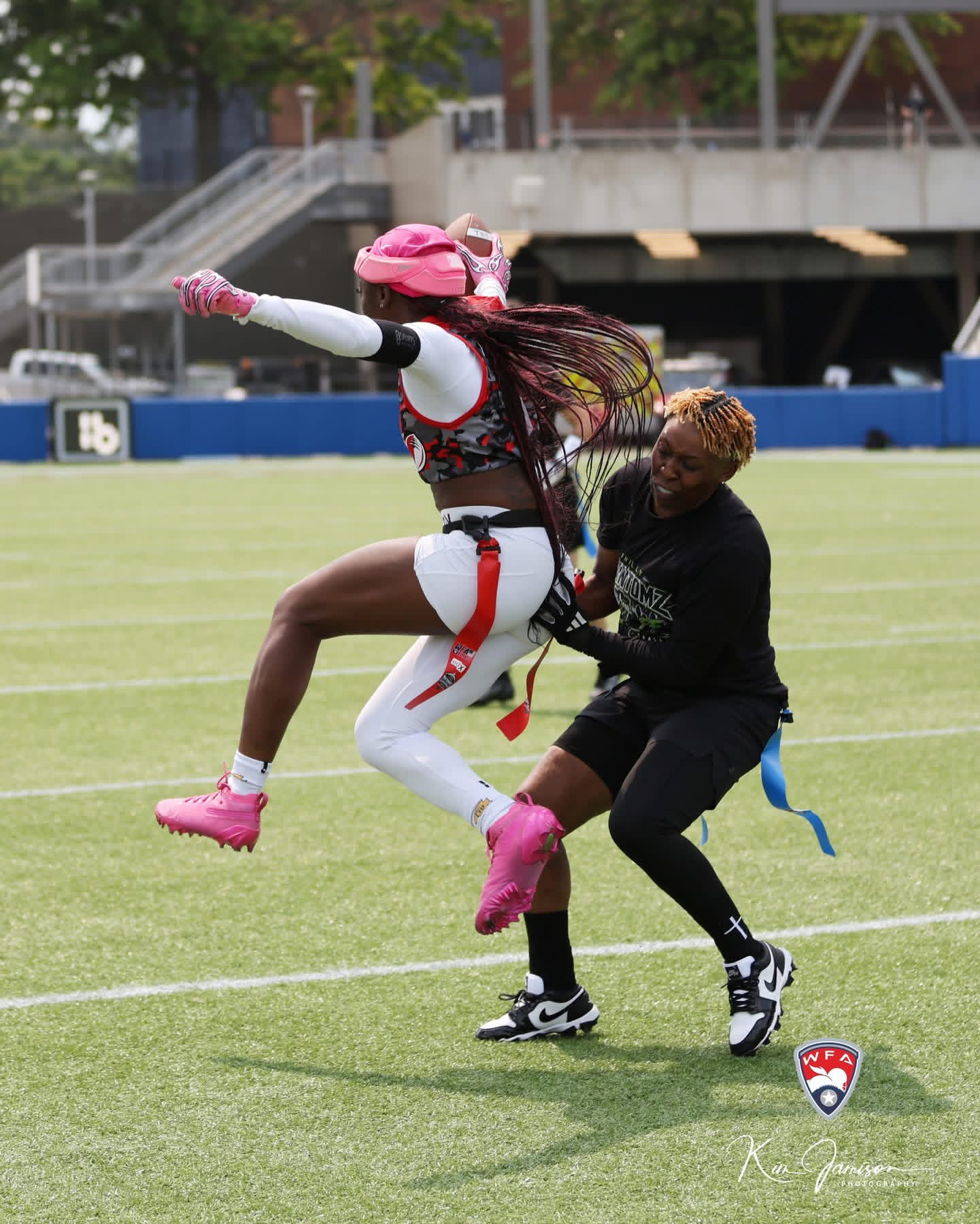 Phantomz defender makes the play in the open field