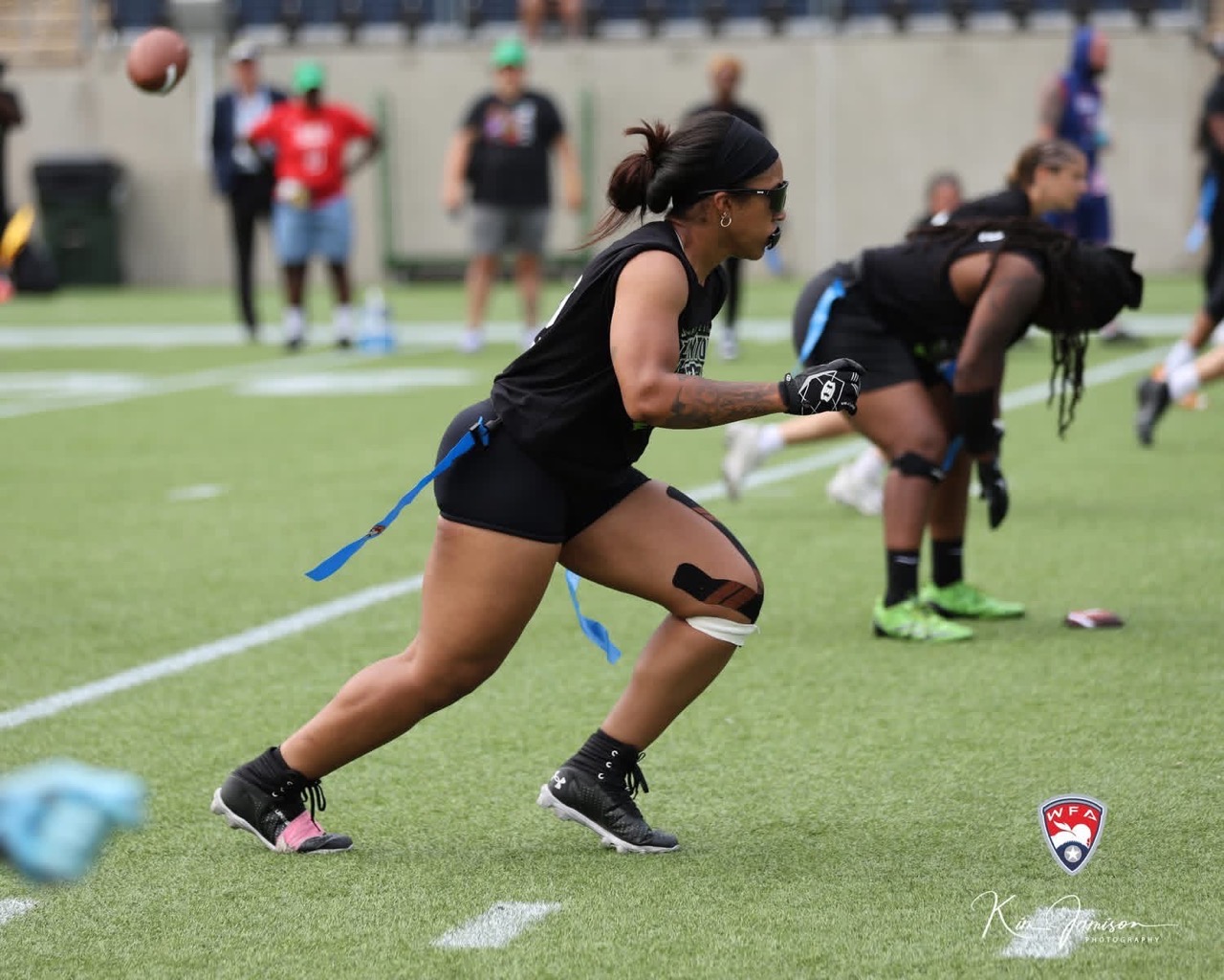 Tracking the ball on a deep route